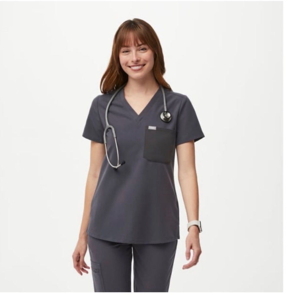 Figs Charcoal Catarina Scrub Top